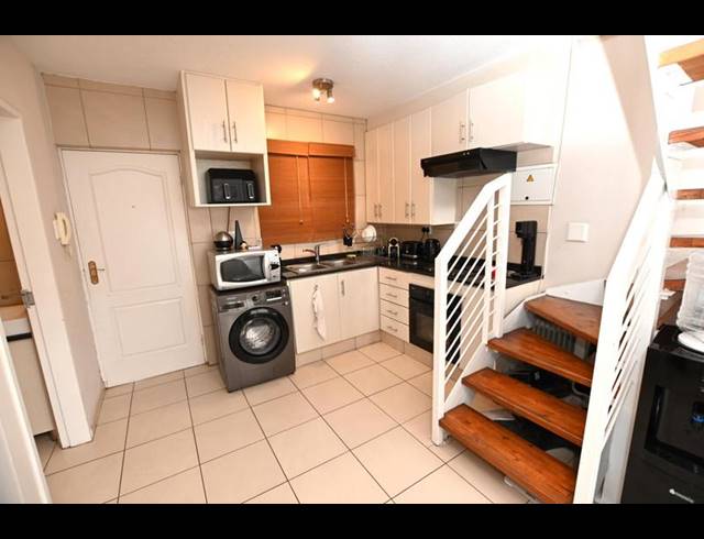 1 BEDROOM APARTMENT FOR SALE IN MORNINGSIDE